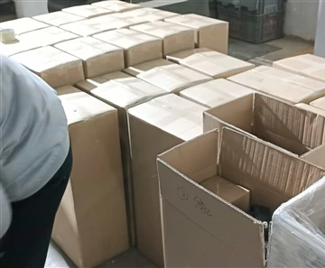 Balenie veľkých kolies a prenosných kempingových vozňov